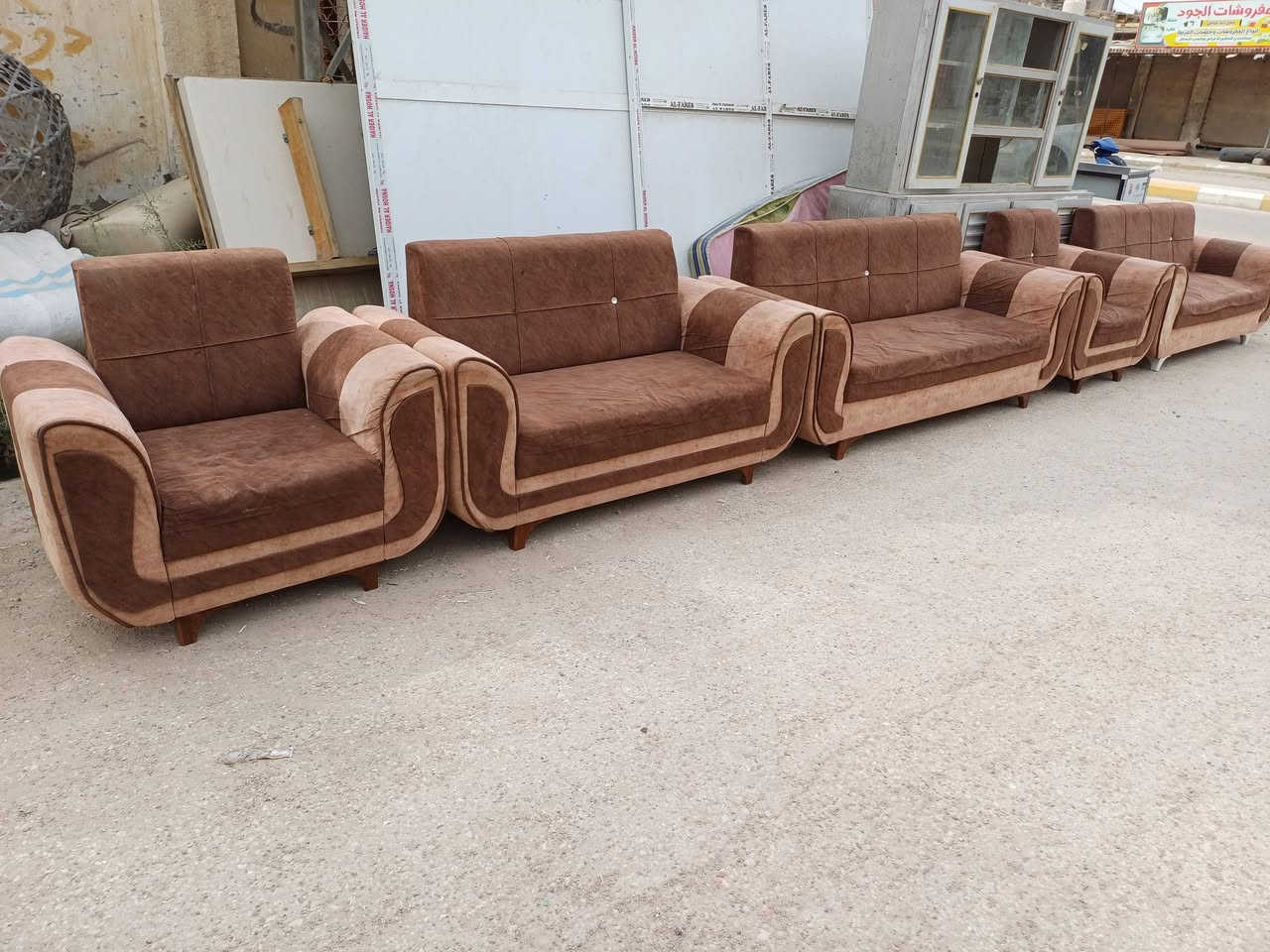 تخم 5 قطع 10 نفر مابي اي شي سعر 275 توصيل مجاني السماوة 
***********
