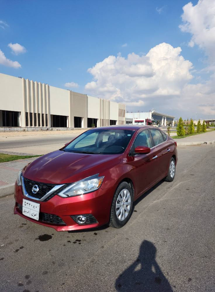 سیاره که بی بویاخه
سياره يكي جوان خاوينه
جه مپه کی که می بشتی هه یه 
یك ده رگای سارده کوته
 پیشی هیچ هیچی نیه 
ئه رباگ هه موو به شه رت 
به ردی گزوز به شه رت 
گيرمکینه کاره بایی هه موو به شه رت 
ته برید ساردی گه رمی به شه رت 
پیش و پشتی توند توله
ته نیا یگ گلوپیش هه ل نه بووه له ده ژبول
نرخ 122 و مجال
***********
*********** أربيل, العراق
