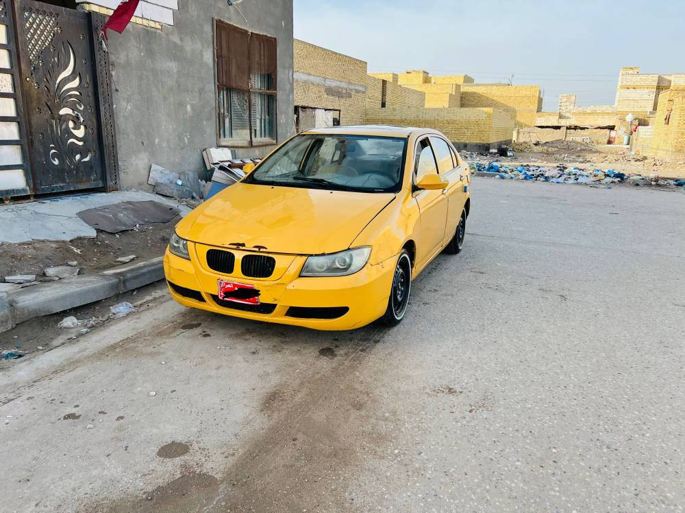 سلام عليكم البيع سياره ليفان 620 محوره كورلا كير اتموتيك  1800  موديل السياره 2011 عليه هيئه وعليها غرامه. 5 ورقات يطيحن من السعرها    المكان ناصريه المركز 
السعر 37
*********** ناصرية, ذي قار
