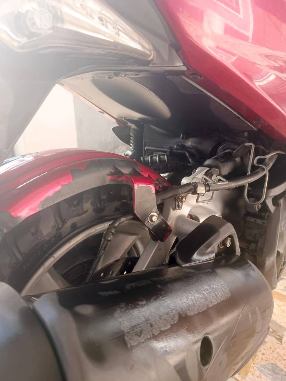 السلام عليكم دراجة ماجستة اس نظيفة كلشي شغال بيها تدفئه ودبل اشارة   وطخم تاير وفيت بم وباتري وبلك كله جديد وبعد اكو شغلات جديدة غيرتهم مكاني مدينة الصدر رقمي *********** السعر 9$ البيع من المنزل
