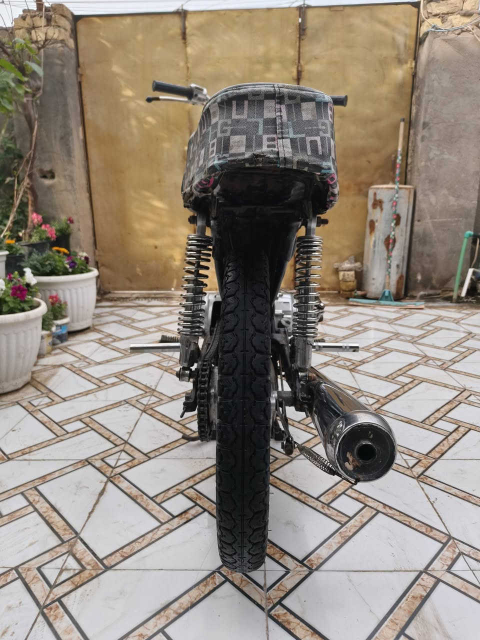 سلام عليكم دراجه كلك 4كير نامه كل غراضه نامه مفتوحه بس ولفات  مكاني ناصريه السعر 500وبيه مجال


**إذا كنت صاحب هذا الإعلان وتريد حذفه لأي سبب، رجاءا أرسل رسالة إلى الدعم الفني**