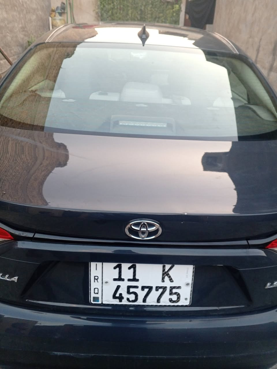 السلام عليكم كورلا وارد امريكي ترقيم جديد بغداد 
موديل  2024 ماشية 3 ميل يعني زيرو
حادثهة كما موضح بصور + سونار موجود
 بدون تبديل مكاني بل مشتل

موصفاتهة 
داخل لونين
سايد بريك دكمة
اوتو هولد 
رادار امامي توقف ذاتي 
رادار بلمري 
قيادة ذاتية وبعد بيهة مواصفات المعروفة 
السعر 155وبي مجال
للاستفسار الاتصال ع الرقم ***********
