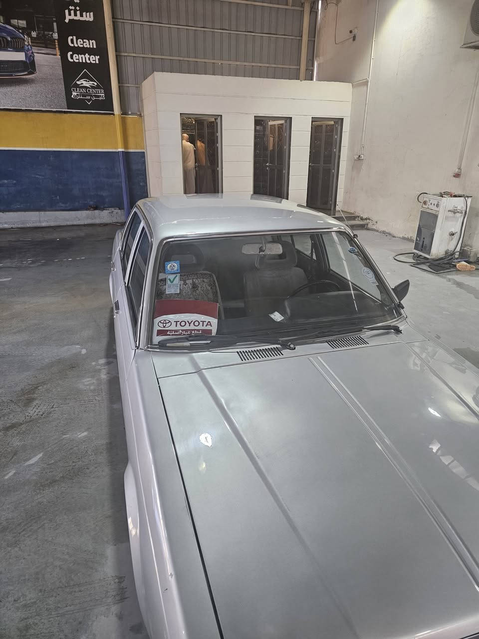 بسم الله الرحمن الرحيم 
#للبيع او المراوس 
تيوتيا كرونا موديل 81 رقم بغداد دولي تحويل ثاني يوم  سنوية لل29  محرك 18 
كير محرك شرط الشرط 
كهربائيات كلهة شغالة كيجات كلهة شغالة حماوة بنزين سرعة ساعة كلهة شغالة 
صدر شرط الشرط السيارة مابيهة طسة 
تبريد شغال السيارة ما ملعوب بيهة
صبغ عام جمالية مابيهة ضربة 
السيارة حلو احلة من الصور تجي وتشوف بعينك 
مكان السيارة تكريت 
السعر 50 بيها مجال 
للاستفسار ***********
