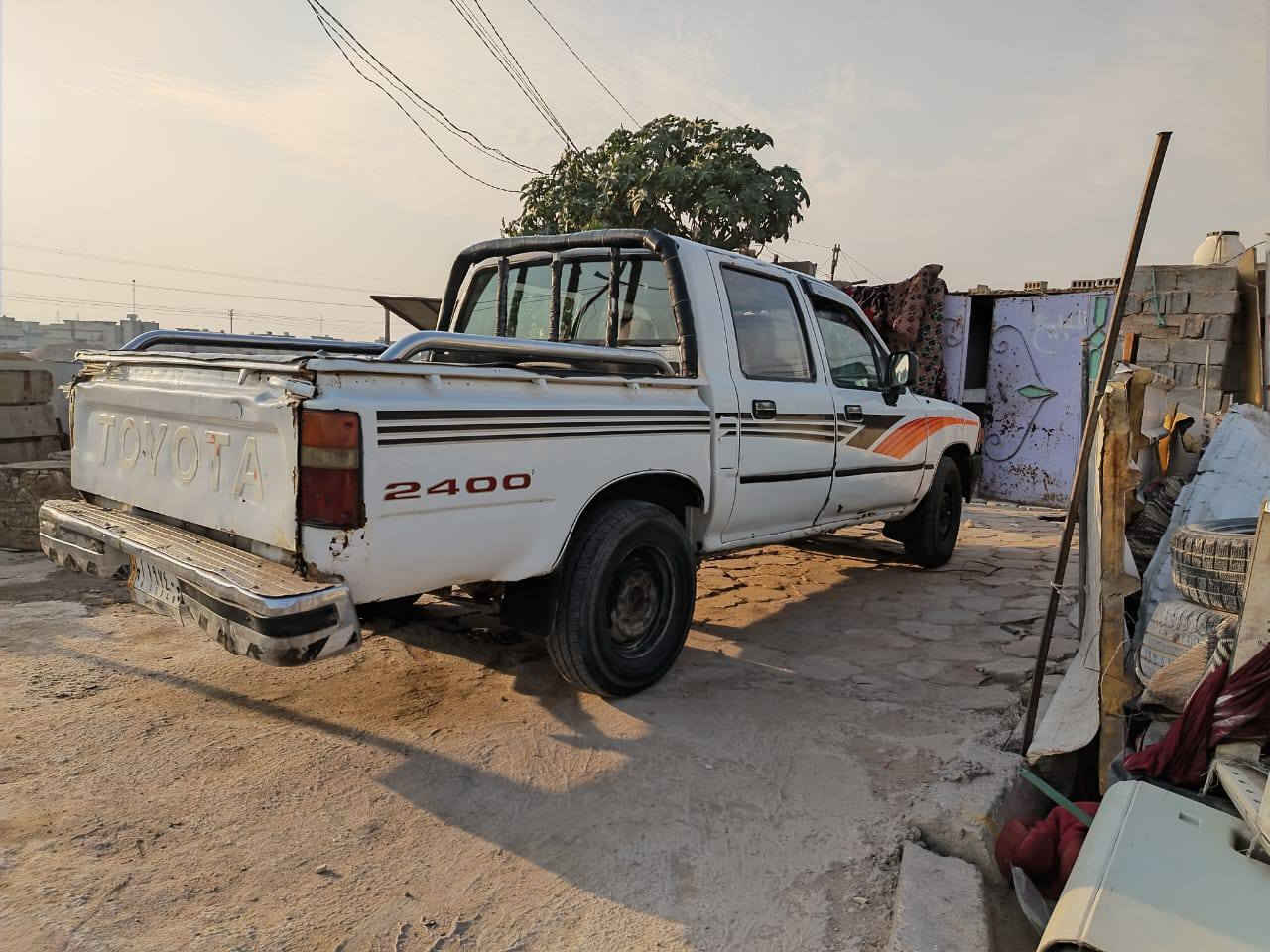 سياره للبيع موديل2000تخم تاير مكينه جديده مكفوله استفسار على رقم ***********
