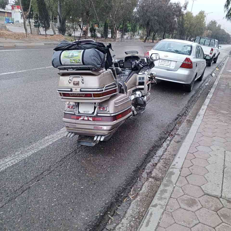 سلام عليكم  
 كولد وينك مديل 1988
دراجه سستم صوت كامل 
دراجه مكفوله  برغي ممفتوح منها 
واضح بل صور يمك. 
رقم وسنويه. بغداد تحويل ثاني يوم 
   عنوان بغداد بلديات ***********
