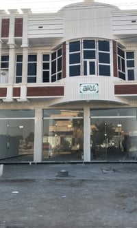 شباب اني خلفه بي في سي والمنيوم مفصلي ومحجرات درج وحداده باب قاصه وشبا...