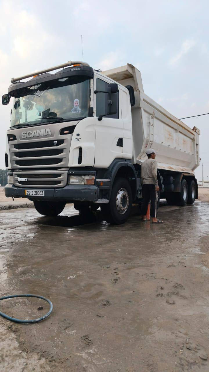 سلام عليكم من رخصة مدير الكروب سكانيه عكرب قلاب بلادي موديل 2012 أصل رقم أربيل بسمي سنويا ورقام جديد باج بطن بلاد مكينه شيراوي 420G كير 4ب4 تخم تاير بل كارتون مجموعه ورده  ذرعته 28 متر بدون تعلاوه سياره كير مكينه شاصي مجموعه كله كفاله عامه سياره مانقصها برغي كبل لشغل للاستفسار اتصل *********** / ***********
