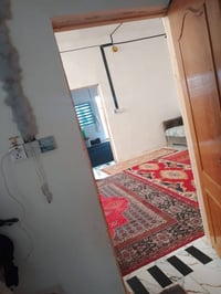 من رخصت الدمن بيت لبيع المساحه  200متر البيت  زراعي سند 35يتكون البيت ...