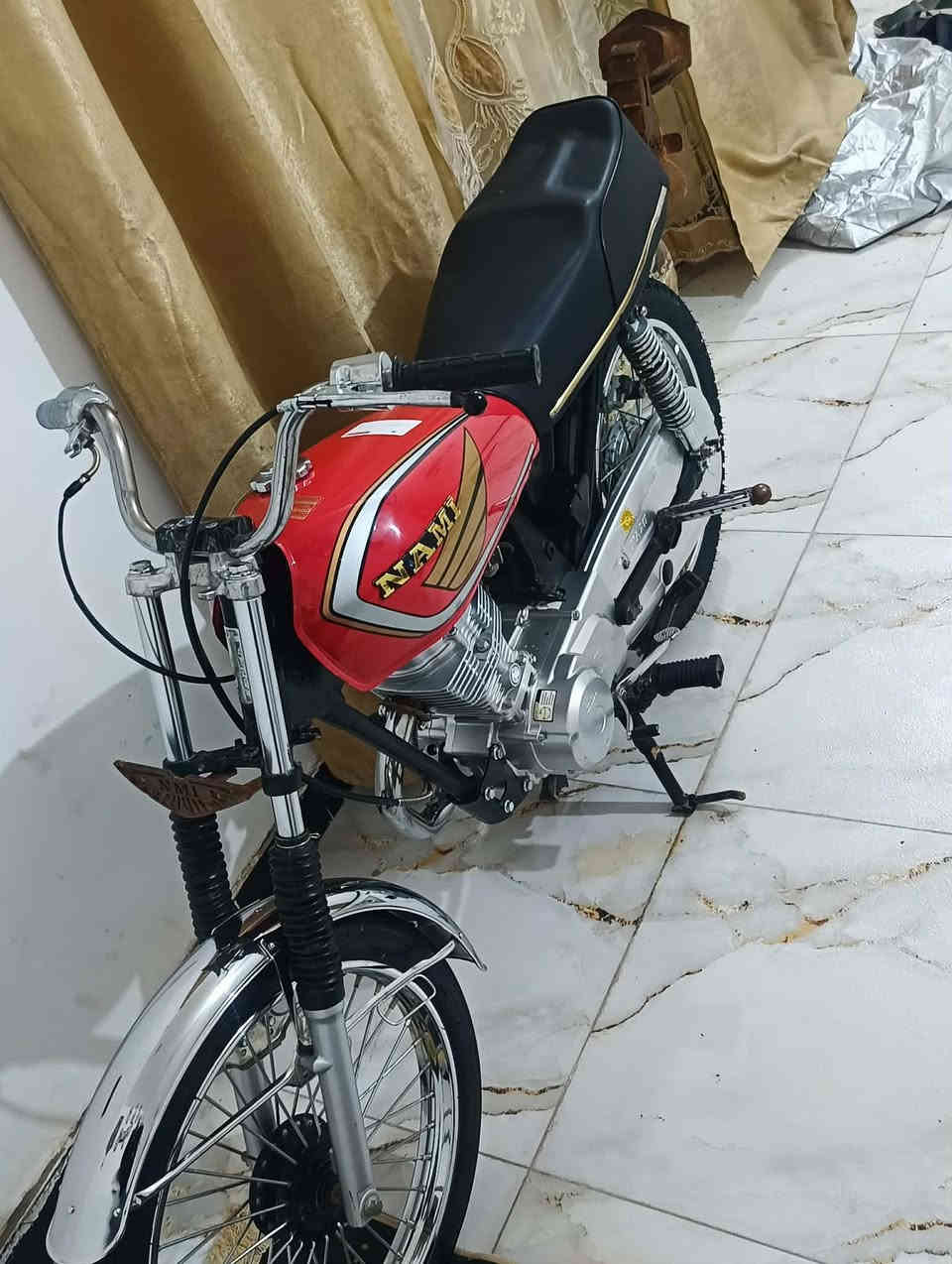 سلام عليكم دراجه للبيع شاصي 2021 نامه شلمجه اصلي تعميرا 2025 صارله 6 اشهر سعر 900 بيه مجال بصيد كلش مكاني  دوانيه ***********
