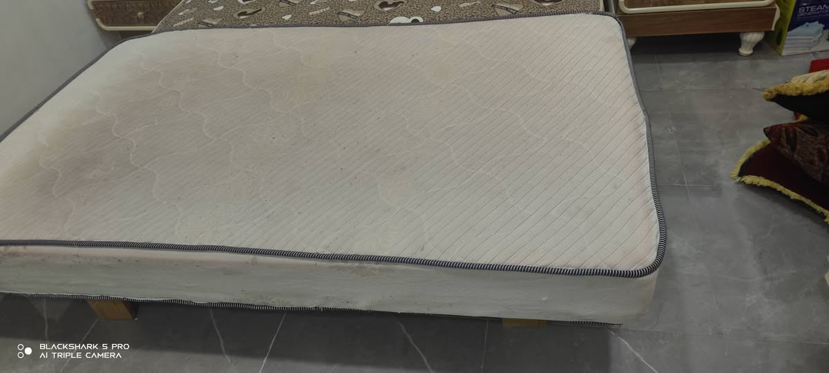 دواشك للبيع
دوشك ابونفر  ( الجوزي) بسعر 30
ودوشك ابو نفر ونص ( الابيض) بسعر 50

العنوان الرفاعي كاع شياع
التواصل :   ***********
