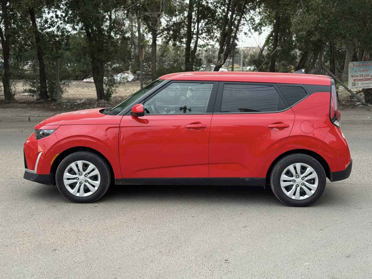 كيا صول 2024 وارد امريكي  
حادثهه بداية البنيد فقط
وبدون دواخل
مواصفاتها 
شاشه كبيره 
كامره دواره 
تحكمات ستيرن جهتين 
ويل كب 
ماشيه 22 الف 
رادارات 
تحديد مسار
السياره حره بدون ارقام وباسمي 
السعر 138
للاستفسار ***********
