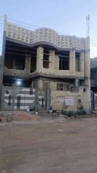 حي الامل الاول شارع ٢٠ • ٢٠٠متر • ٦ غرف نوم استقبال