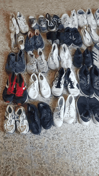 احذية بالة اوربي ابيع شلعه تاخذ الكميه كله تقريبا ٢٠٠٠ زوج
رجالي 
ولادي
سعر القطعه ١٥٠٠ 
الف ونص فقط 
ابيع الكميه كله
للإستفسار ***********
