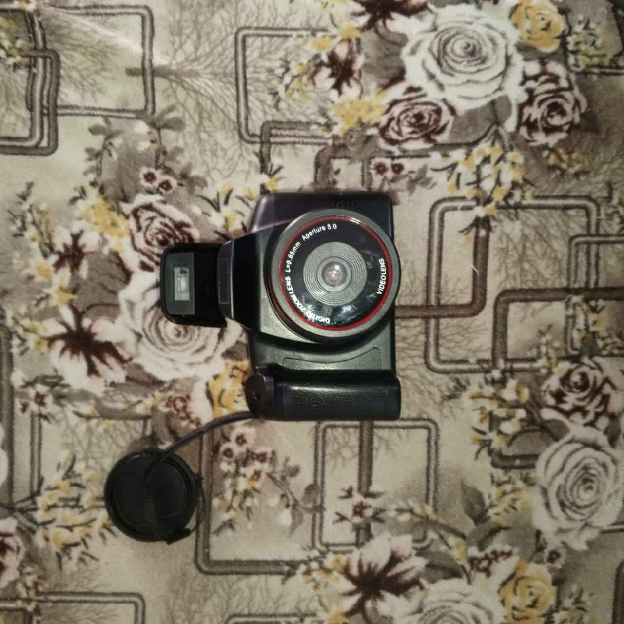 كامره 
سعر 25 قفل
جديده 
مو شراي لا تدخل ***********تصال بس
مكان عفك
