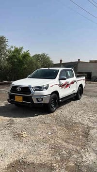 فور ويل • بنزين • موديل ٢٢