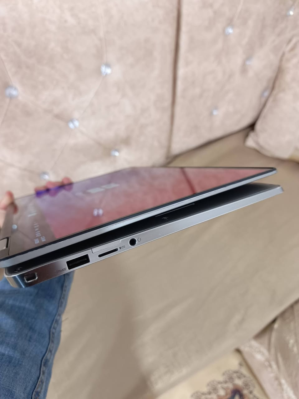 لابتوب من شركة (DELL)
🟢 لابتوب مستعمل 
🔴 مواصفات.
كور اي 7
الجيل 8
16كيكا
تخزين 512
SSD
14انج حجم شاشة 
360 درجة 
وشاشة لمس 
🟢 لابتوب نضافتة زينه 
السعر 750 وقابل للتفاوض 
مكاني بصرة 
رقم الهاتف.
***********
