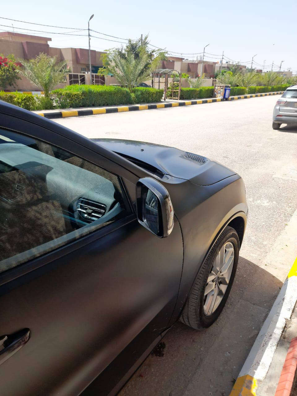 سلام عليكم دوج دورنكو موديل 24فول مواصفات بسمي استيراد على ايدي الاتصال ***********
