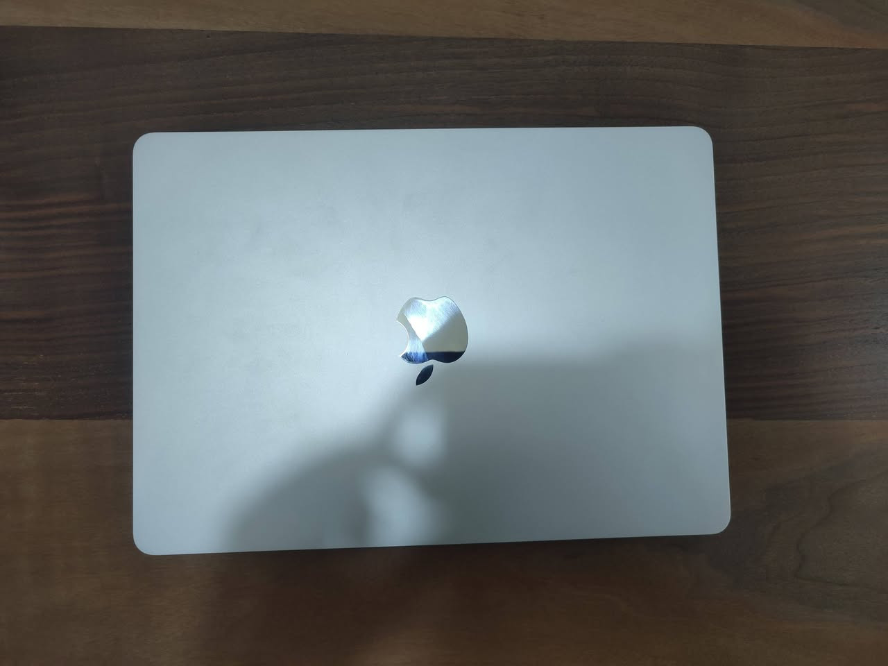 MacBook air m4 13 inch 

Ram 24 gb
Storage 512 gb
Cycle count 8
نظافة 100 بالمية
ملحقات كاملة كارتون وشاحنة 
ضمان ماستر
ضمانها بعدله سنة لحد 2/6/2027
للبيع او مراوس بايفون 17 برو ماكس
موجود توصيل محافظات


**إذا كنت صاحب هذا الإعلان وتريد حذفه لأي سبب، رجاءا أرسل رسالة إلى الدعم الفني**