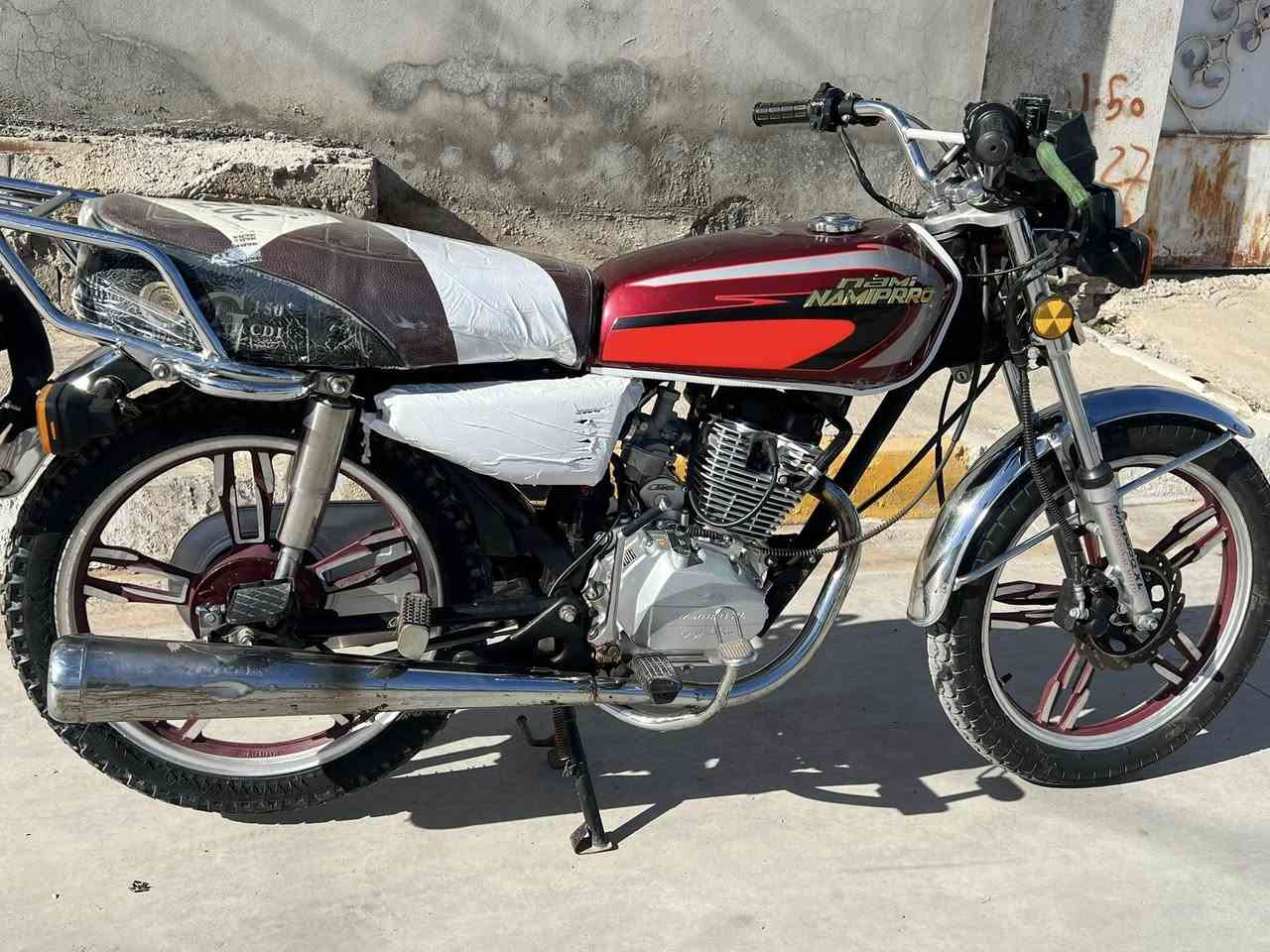 ماطور موديل2021محرك مامفتوح شرط كهاربيت شغال سعر425راقمً موبيل *********** ماجواب تعليق
