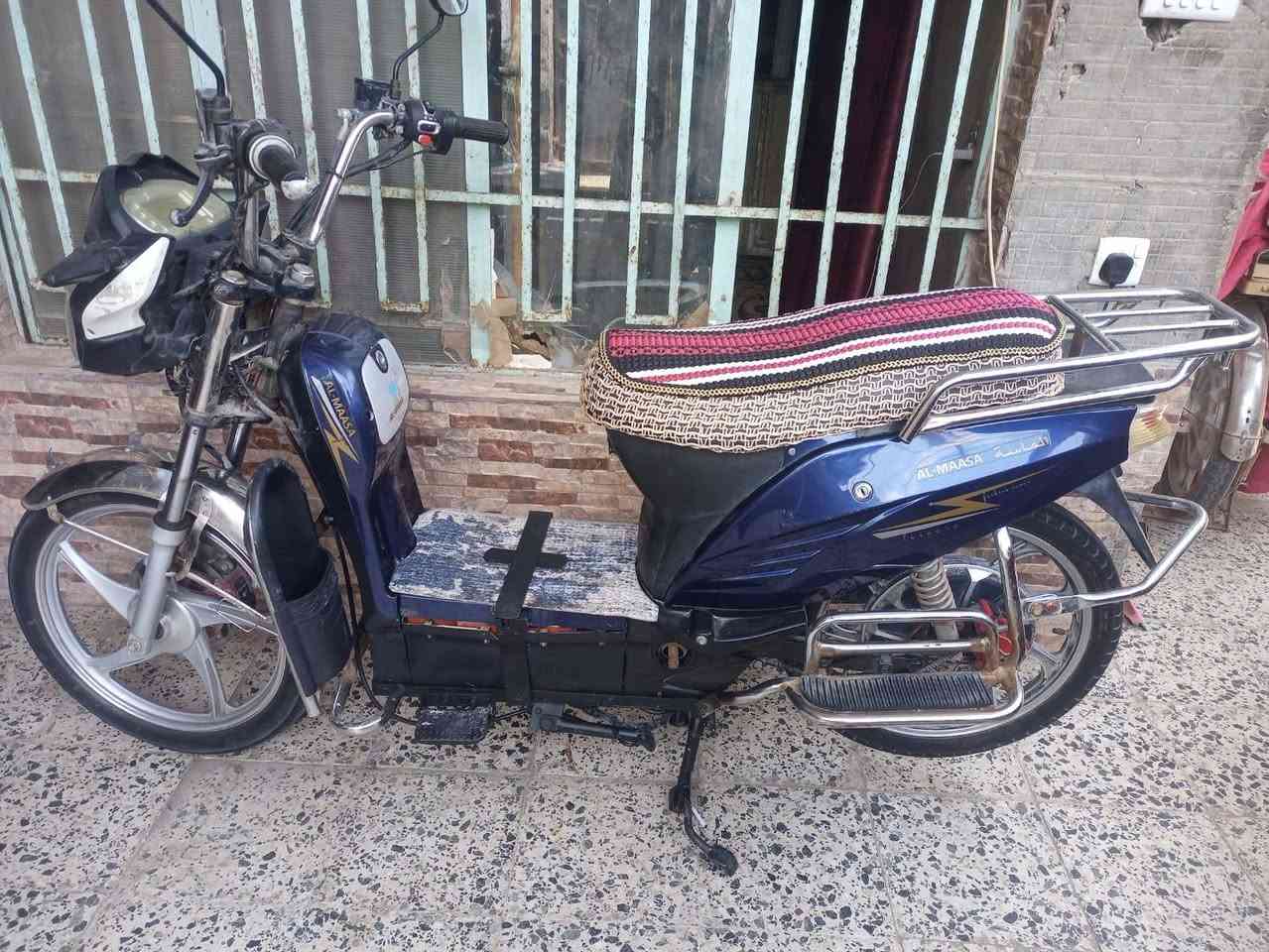 السلام عليكم ورحمة الله وبركاتة 
مطور هارلي نظيف 
 بطارياته حسب الفحص الشراي يشرفنه   يتواصل وياي على هذا الرقم  ***********وهم بيه واتساب
