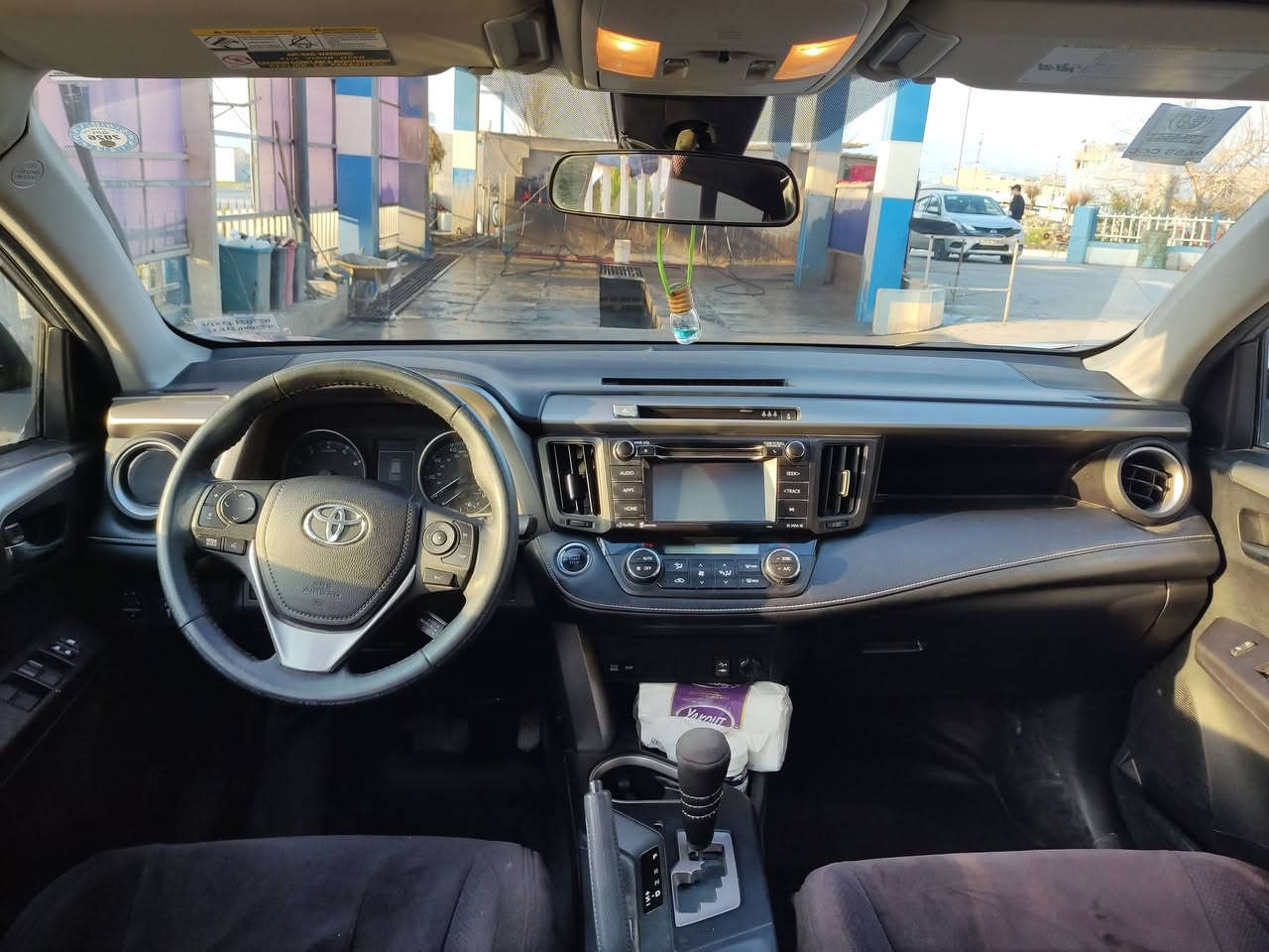 Rav4 2018
XLE 
بێ دەبڵ ئەکسل 
سەنەوی 2030 
تەنها 55000 KM ڕۆیشتوە 
دوپارچەی بۆیاغە بێ ناو گرتن 
بۆ نرخ نامە بنێرە لەخزمەتدام


**إذا كنت صاحب هذا الإعلان وتريد حذفه لأي سبب، رجاءا أرسل رسالة إلى الدعم الفني**