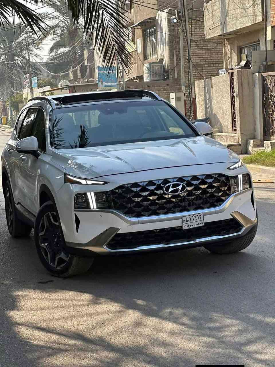 ‎#داخل مميز جملي ملكي مطرز (باعلى فئه)

‎كير دكم  اوتيماتك 8 سرعات

‎تشغيل ذكي ( بصمة ) ,تشغيل عن بعد ،دخول ذكي

‎شاشة Apple CarPlay, android auto 

‎  كاميرات 360 full hd كل جهات 

‎تحكم ستيرين كامل مع تدفئه 

‎ فتحة سقف ( بانوراما ) كاملة

‎هاند بريك كهرباء

‎ شاشة كبيرة ( GPS )

‎ رادار امامي وجانبي وخلفي كل جوانب 360

‎شاحن وايرليس

‎كراسي كهرباء 

‎ تدفئة المقاعد الامامية وتبريد ومقاعد خلفي

‎صندوق كهربائي

‎ اوتو هولد ( AUTO HOLD )

‎ نظام نزول المنحدرات الممتاز

‎نظام تحذير من خروج من مسار ونظام نقطه عمياء

‎نظام طي المري 

‎سستم صوت 12 سماعات بنظام Harman المميز

‎بردات خلفية بلادية

‎اضواء ترحيبيه

‎ ‏انظمه قيادة متعدده (ثلج +سبورت +متكيف سمارت +ايكو اقتصادي ) 

‎اغلاق كراسي خلفيه كهرباء 

‎شفتات سترين رياضية

‎مرآة داخلية بخاصية التعتيم الذاتي

‎حساسات أمامية / جانبية / خلفية

‎نظام مانع الانزلاق

‎ ‏نظام قيادة ذاتي

‎تقديم وترجيع بالبصمه عن بعد للسيارة ‏منافذ‎

غير متواجد على الفيس الرقم ***********
