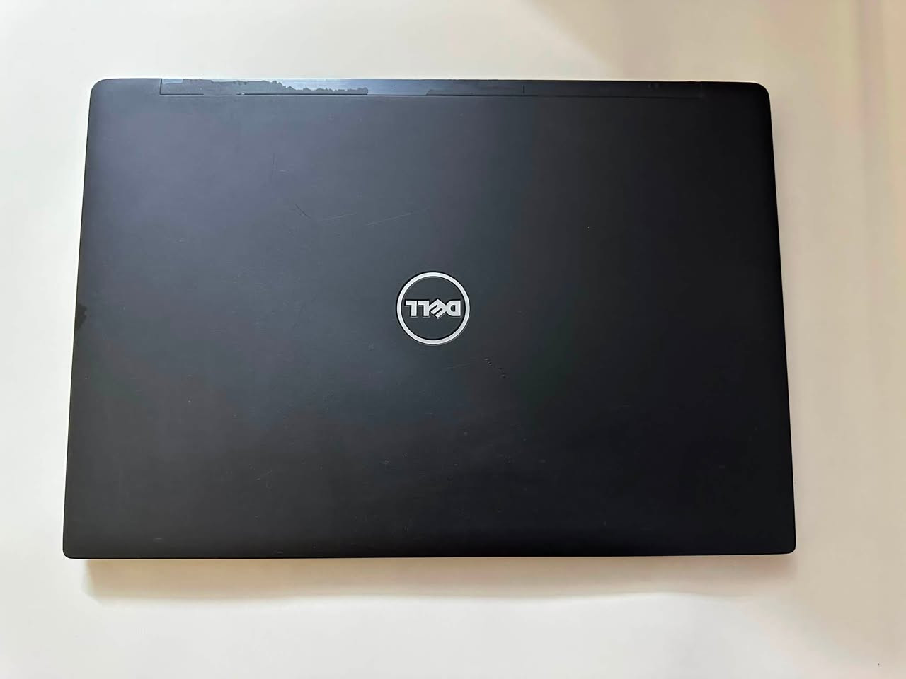 لابتوب DELL
وندوز 10
كوراي 5
جيل سادس
رام 8
شاحنة شغالة 
المداخل ( تايب سي _ USP _ شاحنة _ سماعات _ رام )
كلشي شغال 
 بي شخوط بسيطة بس بالغلاف 
و باقي التفاصيل بالصور 
السعر 175و بي مجال 
📍مكاني / بغداد _حي الجامعة
للأستفسار خاص


**إذا كنت صاحب هذا الإعلان وتريد حذفه لأي سبب، رجاءا أرسل رسالة إلى الدعم الفني**