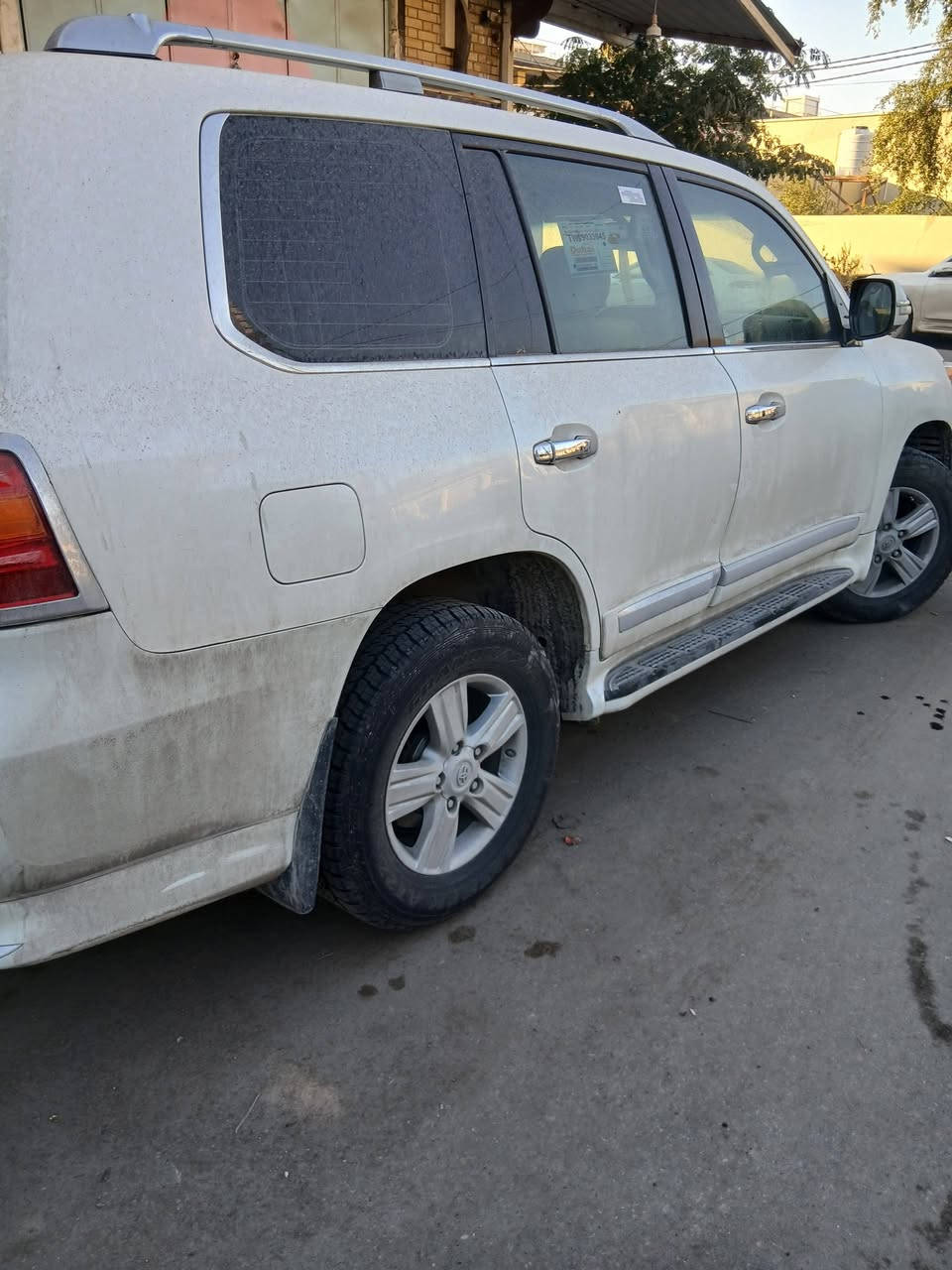 جكساره للبيع مديل 2012 رقم بغداد محرك 8 للبيع رقم الهاتف ***********
