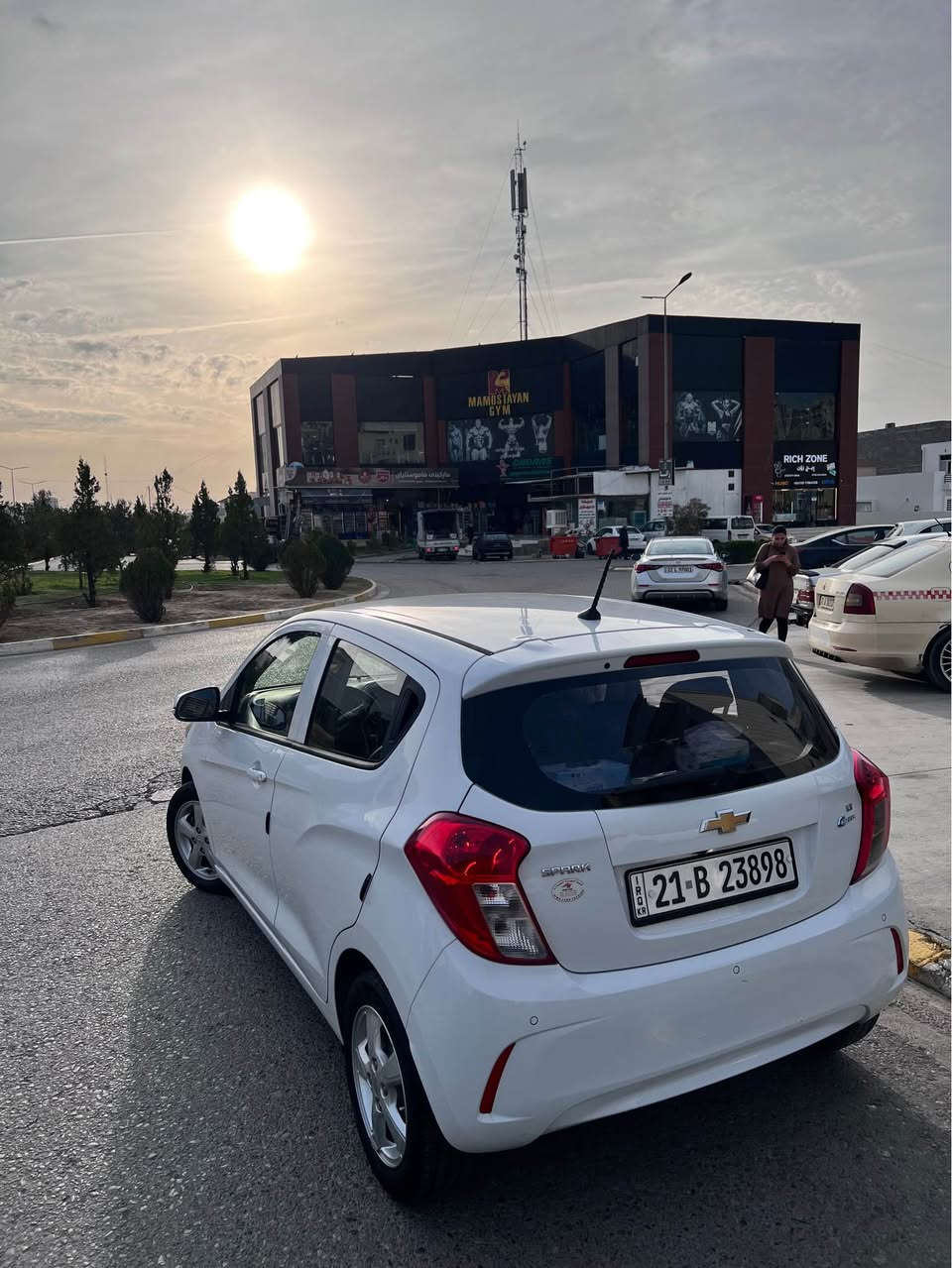 سڵاو
شوفرليت سپارك بۆ فرۆشتن 
مواصفات خەلیجي
به بئ سبوغ و به بئ ليدران هيچ هيچي نيه لةناو پاكةتي زؤر خاوينه 87٫000 هةزار كيلؤمةتر رؤيشتووة گێڕ و مەکینه و تەبرید و سبوغ بەشەرت  
فولللل مواصفات LT دەرەجە 1
موديل : 2017
رەنگ : سپي بةفري
كوشن : جلد 
كوشن : هيتر 
شاشه گةوره و كاميره
حةساسي دواوه 
5 باليف و چوار جام كارةبا 
ئاوينةكاني شةفت و كارةبايي
بلاجيكتور و گلؤپي تەم و مژژ
سوكان ڤؤليؤم 
بلوتوس 
5 ويل كةپ بيلادي
بۆ زانیاري زیاتر و زانیني نرخ پەیوەندي بکە به ژماره تەلەفۆنی واتسئاپ ***********

سلام و عليكم
للبيع شوفرليت سبارك وارد خليجي مواصفات LT اعلى فئة درجة 1
مكفولة من دعامية لل دعامية بدون صبغ بدون ضربة 
مابي اي شي اي نواقص ما بيها كللشش جديد بلباكيت شيء نضيف و مرطب و انتي کیر و محرك و صبغ بشرت
موديل : 2017 
لون : ابيض ثلجي
كشنات جلد و تدفئه هيتر 
شاشه كبير و كاميره و حساس خلفي 
5 مخدات و اربع جامات كهربائي 
مرايات الجانبي شفط و كهربائي 
بلاجيكتور و ليزر ضباب 
ستيرن فوليوم 
بلوتوث
5 ويل كب بلادي 

للمعرفة سعر و اي استفسار  اتصال برقم واتساب *********** أربيل, العراق
