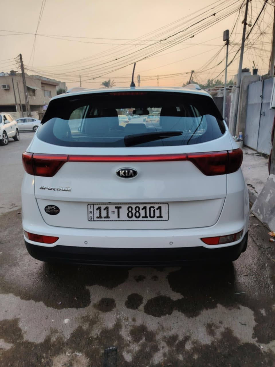 سبورتج. ٢٠١٨
نص مواصفات  
وارد خليجي  رقم بغداد الجديد 
موديل 2018 ماشيه97 كيلو حقيقي دك جرص
حجم المحرك //2000 (دوش ) مكان السيارة بغداد الدورة السعر 183 وبيه مجال بسيط 
اللون ابيض صدفي 
المواصفات 
1- سويج عدد ٢
2- كشنات مخمل 
3-اشاير مري 
4-مري شفط
5-سستم صوت 
6-تبريد وتدفئة
7- زراك امامي 
8-حساسات امامي خلفي
9- ثلاث وضعيات قياده
10-سايد بريك بالرجل 
11-كامرة خلفيه
12-لد نهاري
13-تحكمات استيرن جهتين
14- تبريد قطعتين 
15- مثبت سرعة
بيه بارد بية تحكيل كارت وباقي السيارة مكفول 
رقم صاحب السياره ***********
