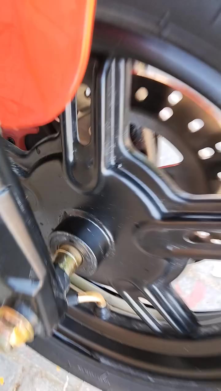 سلام عليكم دراجه R9للبيع دراجه نضيفه بعدهة لزكات مال شركه ما مشلوعه داجه اي عطل مابيهة مواصفات كاملة نشرات كلوب عالي ناصي اشاير دبل اشارة Rبك حساس ابريك كلشي شغال مكاني بغداد مدينه الصدر  السعر 440 🛵


**إذا كنت صاحب هذا الإعلان وتريد حذفه لأي سبب، رجاءا أرسل رسالة إلى الدعم الفني**