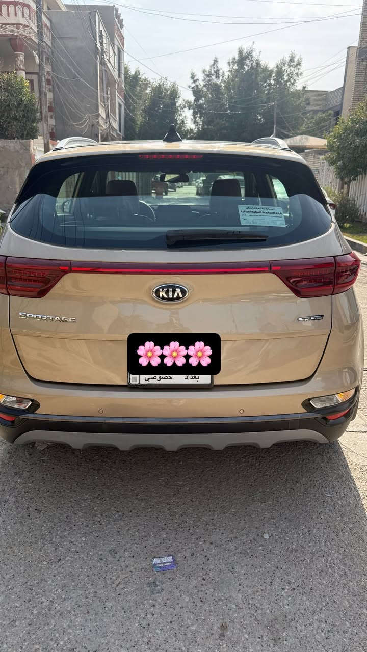 سبورتج خليجي استلام شركة 2020
GTLine
فول مواصفات  من كلشي 
***********
السعر راسلني او اتصال وتدلل علينه
محرك 2000 دوش 🌹🌹
رقم بغداد 
بانوراما 
كشنات جلد وكهرباء 
مع تدفئه تبريد كشنات
شاشه جبيرة 
كامرا حساسات
مرايات شفط واشاير
بصمه تشغيل مع بصمه ابواب 
تبريد قطعتين
لايت وبك لايت لد 
باقي مواصفات جيتي لاين المعروفه
شكد ماشية السيارة (موضح بالصوره للامانة)
مكان سيارة بغداد السيدية
