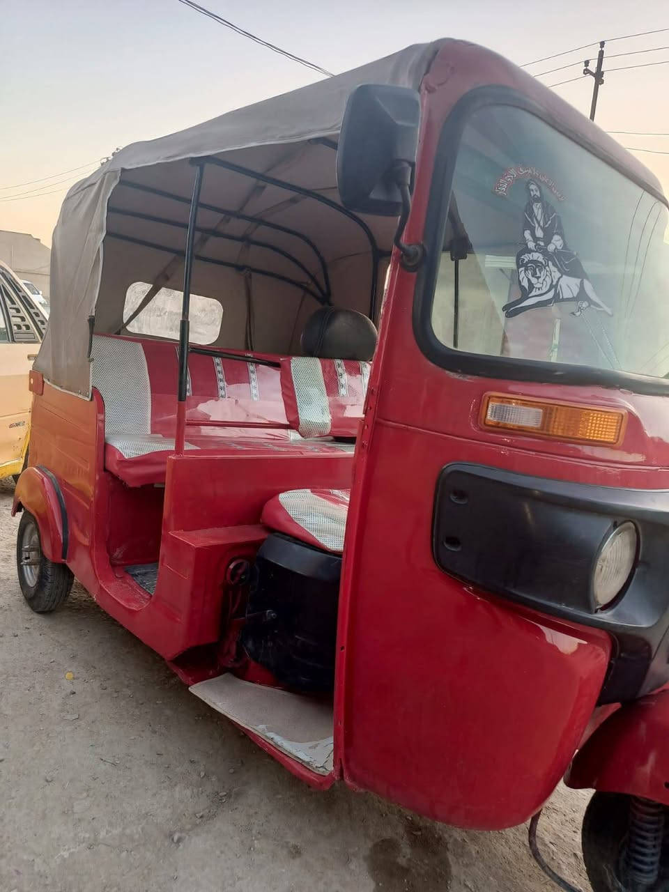 تكتك البيع موديل 18 رقم بابل  محرك عشرين معمر تعمير  عام عنوان بابل الحمزه الغربي  ***********
