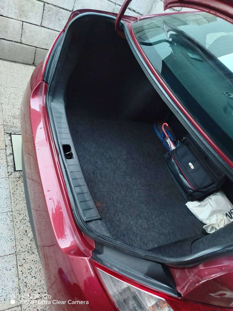 السلام عليكم
نيسان فيرسا ٢٠١٧ sv

ماشي ١٠٠ الف

الظرر قطعتين صبغ وبالعراق قطعة يعني ٣ قطع صبغ بدون داخل نهائي شرط و بيها بخصة بسيطة في باب النفر الامامي والكير والمحرك نظيف جدا ما مفتوح شرط تبريد شغال وكهربائيات وتايرات نظيفة جدا.

السيارة بأسمي وشرط الوكالة والتحويل والغرامات

السعر ٩٤ وبيها مجال

***********
