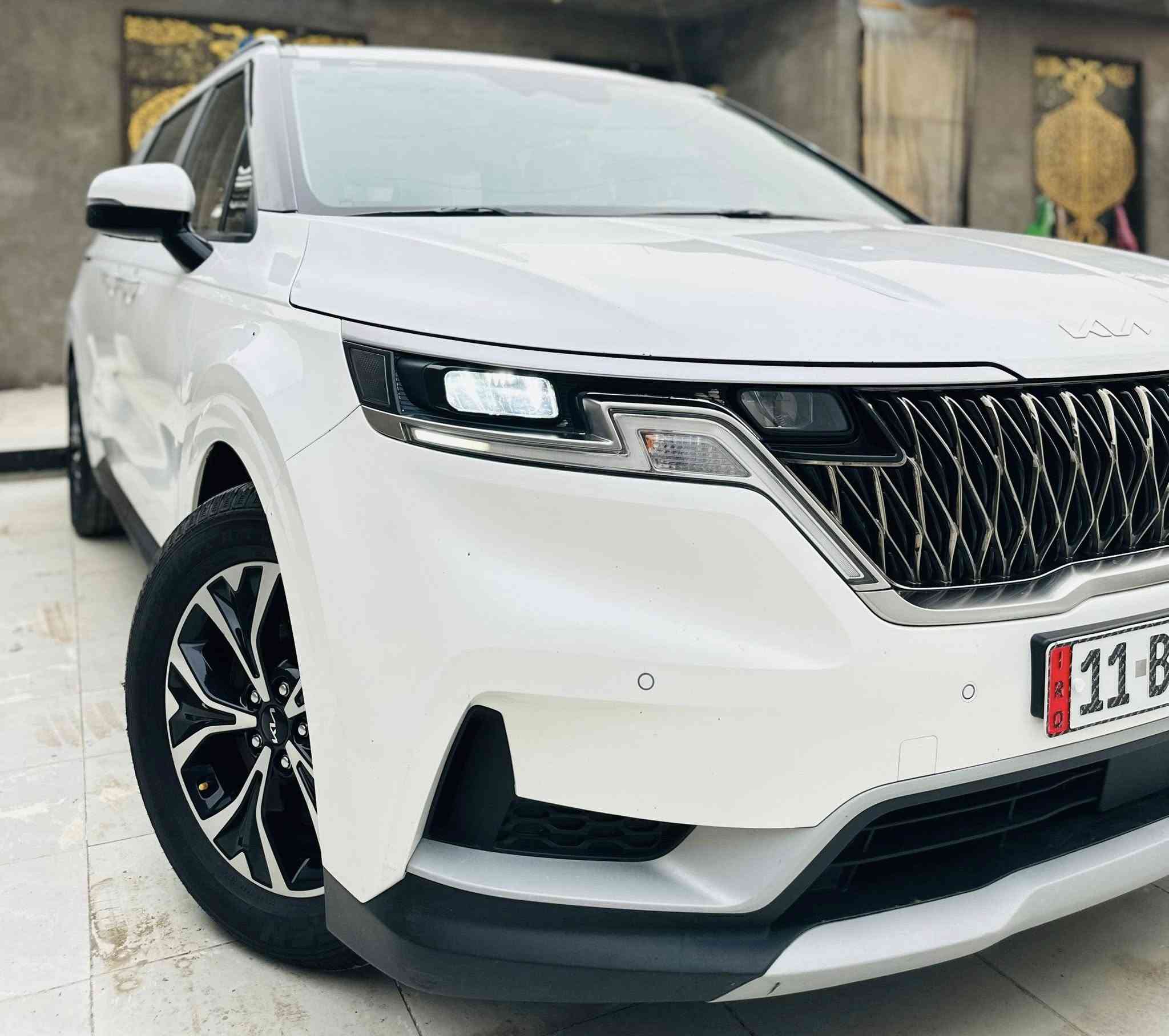 كيا كرنفال موديل 2023  كوري غاز بانزين  لون ابيض اصل ،كفالة عامة   فول مواصفات
بأسمي شخصياً مداور ثاني يوم. رقم بغداد 

السعر 270$ وبيها مجال  بيع مستعجل 
***********
