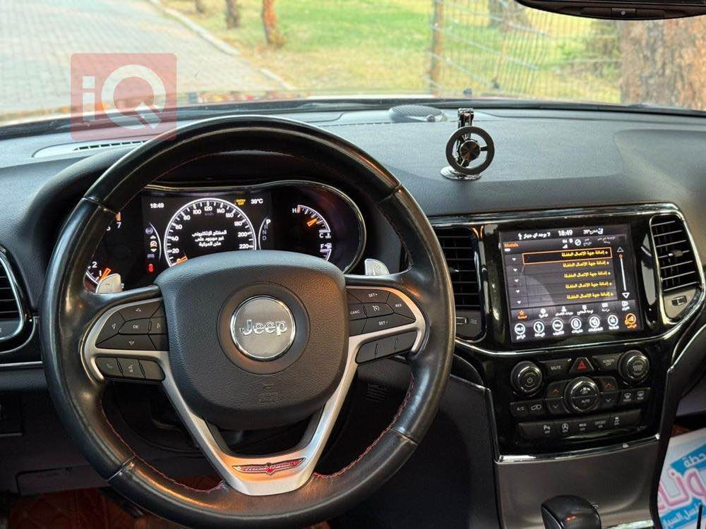 جيب - TRAILHAWK 
‏‎موديل:2019
‏‎المكينة:3.6 6 سلندر
‏‎العداد: 73 ميل
السياره خليجي وكاله هالم 
السياره مكفوله من الصبغ
‏‎اللوحة: اربيل تحويل مباشر 
آلفئة: TRAILHAWK 4X4
—————————
جكات للتحكم بارتفاع السياره 
دفع رباعي 4×4 
نظام التوقف الآلي (اوتوبريك) 
زنون الايت مع الكشاف 
لايت LED
نقطة عمياء 
بصمة
تشغيل عن بعد
مقاعد من الجلد وكنتاره
تدفئة مقاعد 
تبريد مقاعد
تدفئة ستيرن 
المقاعد كهربائية وخزن وضعيات
نضام خرائط  GPS
حساسات خلفية
حساس امامي 
زراك على لايت
كاميرا خلفية 
المرايا الجانبية قابلة للطي كهربائيا 
تدفئة مقاعد خلفية
دمام خلفي 
صندوق كهرباء
كشنات ترايل هوك
ستيرن كهرباء
وباقي مواصفات ترايل هوك معروفه 
للاستفسار الاتصال *********** بغداد, العراق
