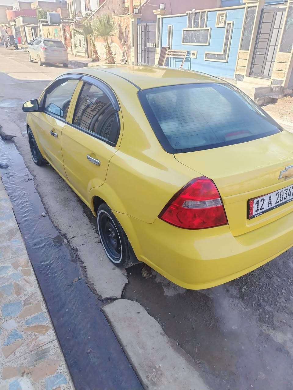 السلام عليكم ورحمة الله
اڤيو 2007
كوري  محرك دبل كمشفت 
كير عادي 
بيها تلقيطات معجون مال تكسي 
محرك بي صرف انطي فحم 
سنوية وهزة جديدة سيارة بأسمي تحويل شرط 
السعر 55 بيها مجال شي قليل
عنوان موصل /تلكيف
***********
