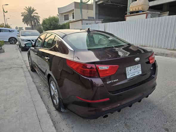 للبيع – كيا أوبتيما 2015 | امريكي
السيارة نظيفة جدًا وجاهزة من كل النواحي ✔️
محرك نظيف جدا ⚙️ تبريد ثلج❄️ تدفئة 🔥 كهربائيات كاملة⚡ بحالة ممتازة
مكان السيارة: بغداد – اليرموك 📍

📝 المواصفات:
• محرك 2400cc 
• كشنات جلد 
• شاشة اندرويد 
• كاميرا خلفية 🎥
• تحكمات ستيرن
• كروز كونترول 
• مانع انزلاق (ESP) 
•جي بي اس 🗺
• USB / AUX / بلوتوث 🎶
• گير أوتوماتيك ⚙️
• دفع أمامي FWD

رقم بغداد – ماشية 69,000 ميل

بيها ضربة بسيطة في الجاملغ الأيسر و الدعامية الأمامية والخلفية مثل مموضح بصور الحادث  

💵 السعر: 11,800 دولار

📞 للتواصل: ***********

