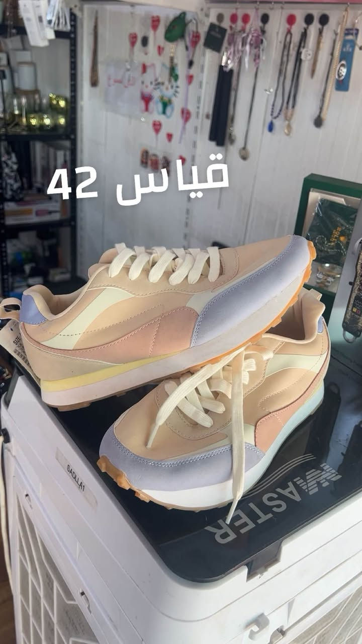 سلام عليكم
متوفر احذية بالة 
سعر زوج 20 الف
توصيل موجود كل محافظات


**إذا كنت صاحب هذا الإعلان وتريد حذفه لأي سبب، رجاءا أرسل رسالة إلى الدعم الفني**