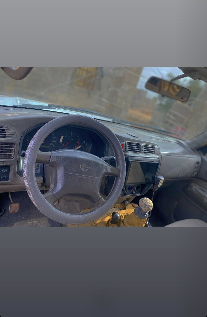 سلام عليكم  نيسان باترول 2002
محرك 8سلندر كير عادي دفع رباعي شغال 
تخم تاير مكفوله كير ومحرك رقم بصره مكفوله كفاله عامه بيع او مراوس ب مونيكا سعر 115. رقم ***********
