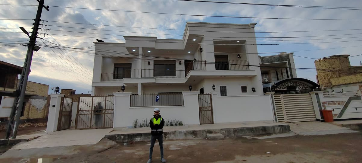 ✨ الفخامة تبدأ من هنا ✨
نقدم لكم أفضل تصاميم الديكور الداخلي والخارجي بأحدث الأساليب العصرية 👑  

🔹 واجهات محلات (فوم تركي – حجر – جبس)  
🔹 أسقف ثانوية وإنارة مخفية  
🔹 جدران تلفزيون وديكورات داخلية  
🔹 تصميم وتنفيذ حسب الطلب  

✔️ جودة عالية  
✔️ أسعار مناسبة  
✔️ التزام بالوقت  

📍 الموقع: ميسان شارع المدارس 
📞 للحجز والاستفسار: (***********)  

خلي مكانك يحچي عن ذوقك
