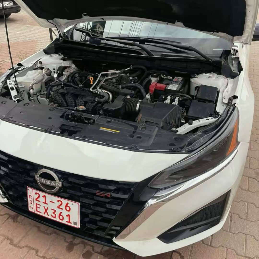 NISSAN ALTIMA SR 2024
842,000 MILES
المواصفاتSR👑///
• محرك 2.5 لتر 4 سلندر
• قوة 188 حصان
• ناقل حركة أوتوماتيك CVT
• دفع أمامي 
• نظام سبورت 
• رنقات رياضية قياس 19 إنچ
• أضواء LED أمامية وخلفية
• مرايا كهربائية
• دخول بدون مفتاح (Keyless)
• بصمة تشغيل 
• مقاعد رياضية (تطريز برتقالي)
• مقعد السائق كهربائي
• تحكم بالمقود (ستيرن)
• تكييف مزدوج (Dual Zone)
• مساحة واسعة ومريحة
• شاشة لمس
• بلوتوث + USB
• شاحن لاسلكي 
• نظام الفرملة التلقائية
• تحذير مغادرة المسار
• نظام النقطة العمياء
• حساسات أمامية وخلفية
• كاميرا خلفية
• نظام تثبيت السرعة
• تشغيل عن بعد
• نظام صوت مطور
• حساسات + كاميرات 
ضرر/// بونيد صبغ فقط ❗️
ايرباك استيرن راجع سستم ✅
شواصي سليمة 💯
بدون دواخل ✅
پوليش جديد و حمام جديد ✅
سيارة نظيف و جاهز ما بيها اي نقص ✅
سيارة كاتي يترقم المحافظات شمالية ✅
مكان - كركوك 🌇
***********
