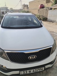 سياره لبيع سبورتج ٢٠١٦ مواصفات نص فول سياره نضيفه محرك ٢٤٠٠ وكير مكفول...