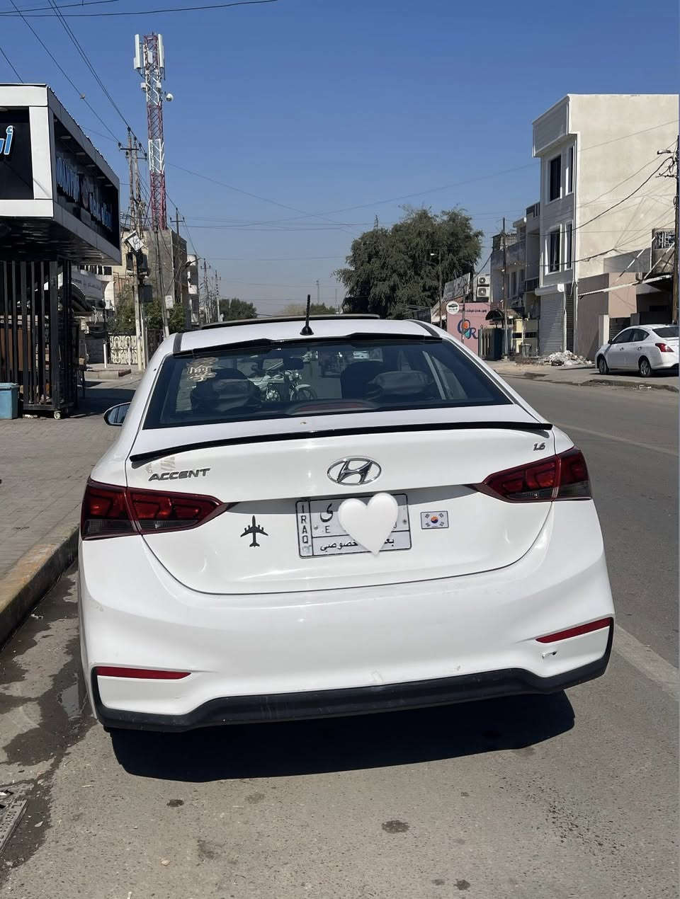 هونداي اكسنت 2020 خليجي للبيع
محرك 1.6 دوش✨
كير atm المرغوب مو cvt✨
قتحة سلايد ✨
اشاير بالمري ✨
تحكم ستيرن ✨
كامرا دواره ✨
شاشة ايباد ✨
خمسة ويل ✨

سيارة خير من الله استخدام شخصي على ايد وحدة وقليل اطلع بيها لان شغلي قريب
رقمها كلش حلو شبه مميز✨

كير ومكينه وتبريد شرط بلاد كله دهن اصلي وبانزين محسن ماشية 95 الف كفاله من كلشي بيها بس جاملغ وطرف الدعامية صبغ وطخه بسيطة بالدوسة من جوه ممأثره
السعر 135 وبيها مجال بسيط 
مكاني بغداد - الدورة
***********
