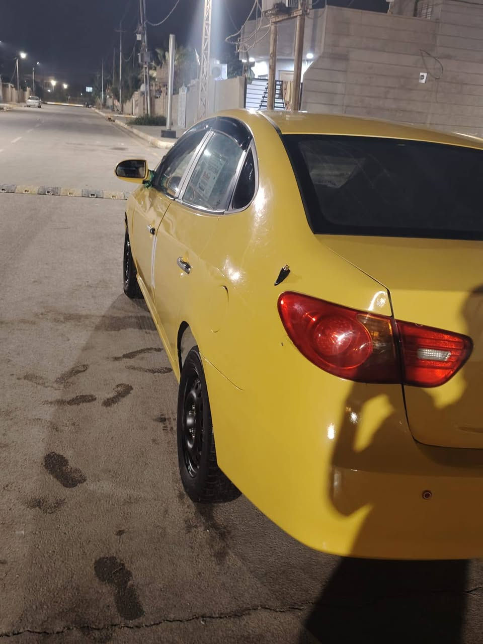 سلام عليكم النتره خليجي محرك 2000تبريد صدر تخم تاير جاهزه مصفره بسمنا تحويل مباشر مديل 8كيرعادي حاليا رقم دولي انكليزي  عنوان واسط الزبيديه سعر 70وبيها مجال *********** اسيا ***********
