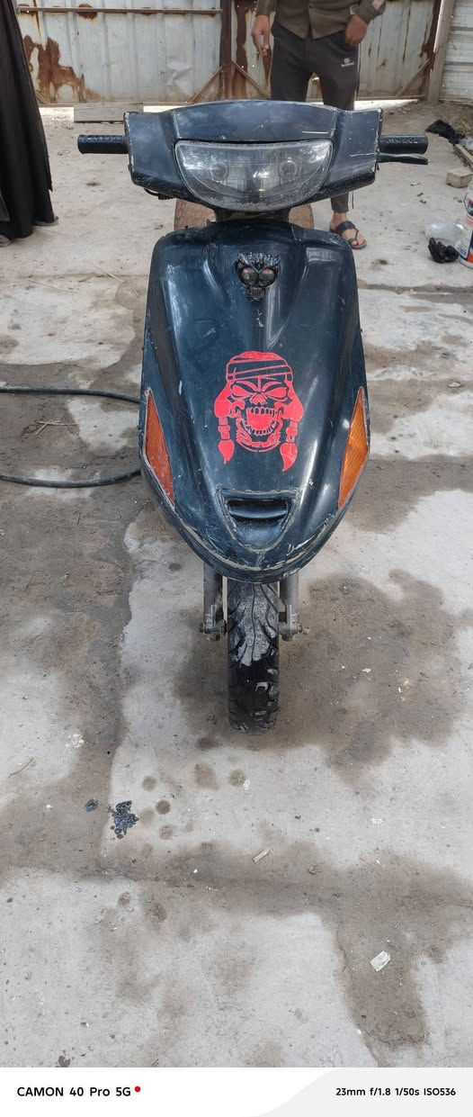 فراشة للبيع 350 وبيها مجال الهوير الخاص ***********
