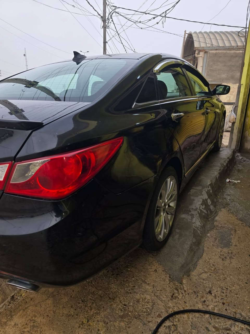 سوناتا 2012 فول مواصفات 1/1 لمتد شاشه كامره بلادي ويل كب 5 رقم اربيل وكاله او مداور توها صاعده هزه سياره جديده ماشيه 128 ميل جديده بمعنى الكلمه مكينه وكير وحداديه ع شرط  تخم تاير جديد صار اسبوع مكفوله من كلشي عدا جاملغ خلفي مصبوغ نص السعر 115وبيها مجال بسيط كلش للاستفسار ***********/*********** مكان نجف شارع المطار النجف, العراق
