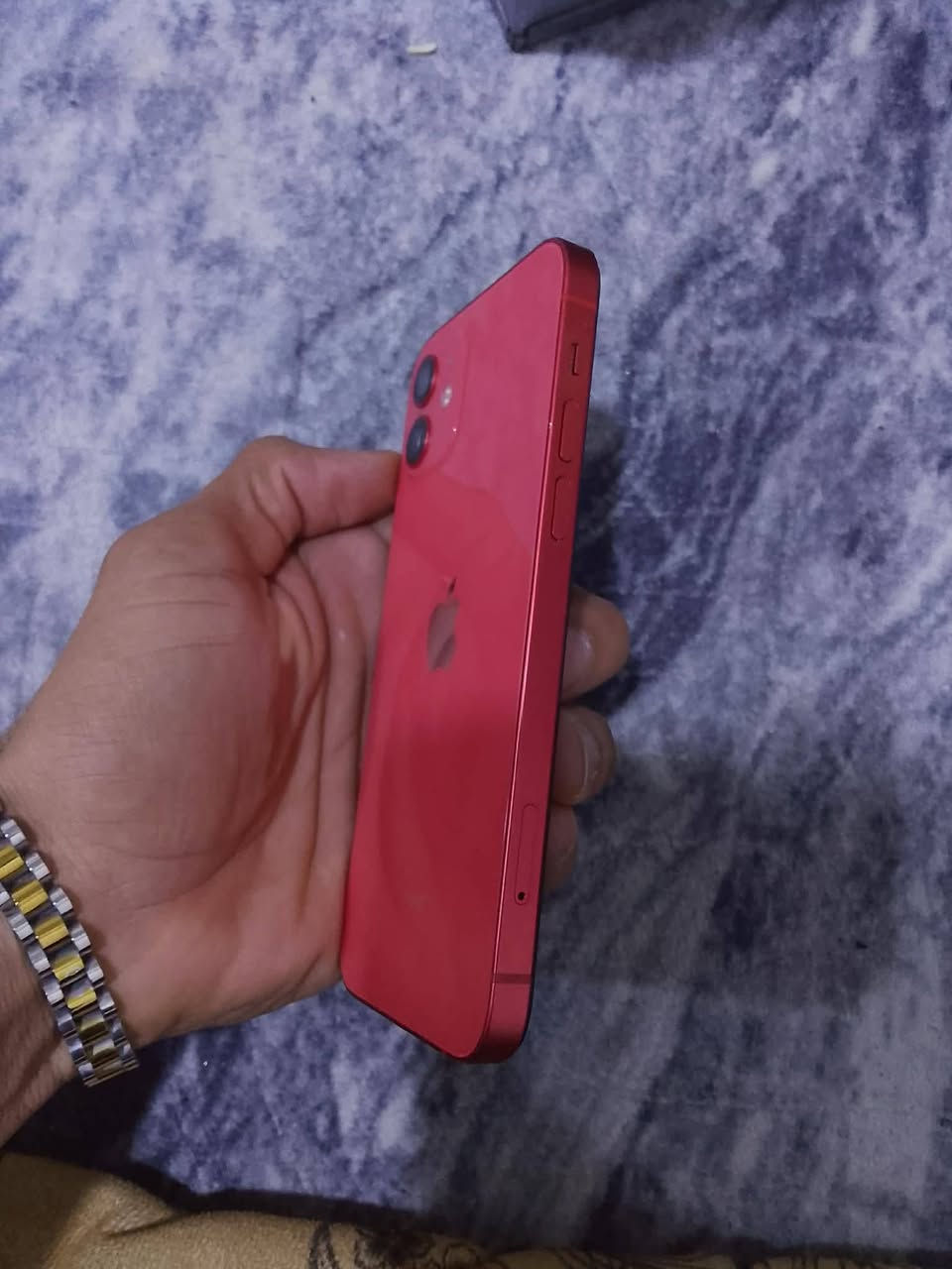 12 كامرتين نضافه شركه شرط مكفول  
بطاريه ابلادي86
شاشه تفصيخ شرط 
ذاكره 64
كامرات دمعهه
صوت، سيم، كله مكفول
سعر 220
*********** وتساب
