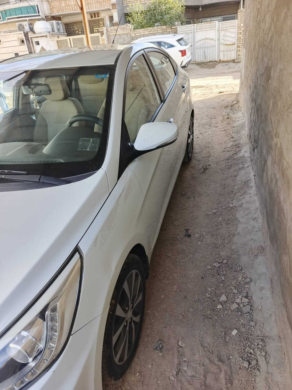 السلام عليكم اكسنت خليجي مديل ٢٠١٥ ماشيه ٥٨٠٠٠ سياره نظيفه جدا مال بيت السعر ١١٦$  رقم الهاتف ***********
