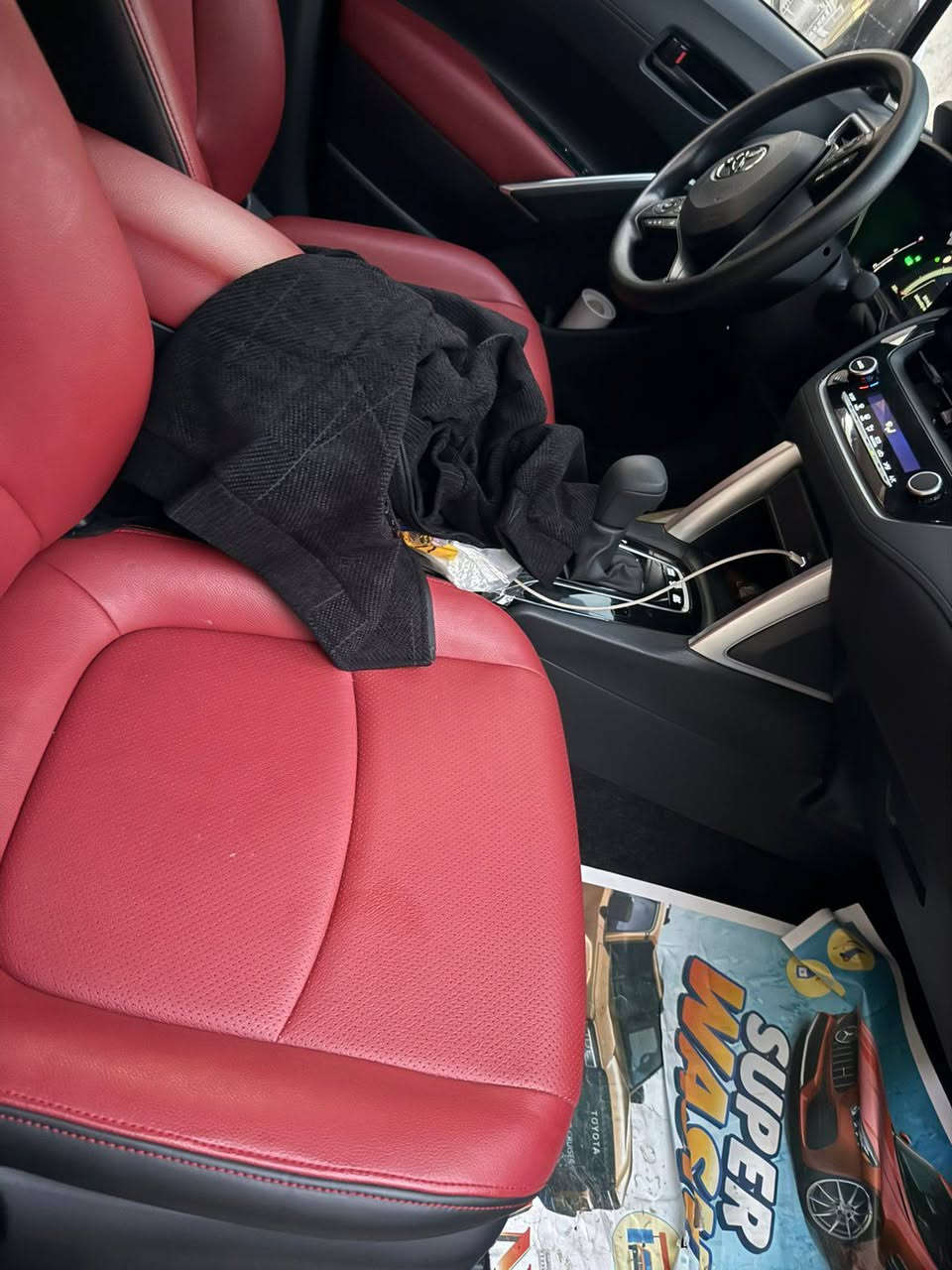 كورلا كروز الفول مواصفات
موديل 2025
ماشيه 3000 فقط 
رقم بغداد باسمي هزه وسنويه وارقام كلها جدد
بصمات الشركه عدد (2) 
(الارضيات كلهن جدد وياها )
فول مواصفات
جلد لونين
_کشن کهرباء 3 حركات
_اربع كامرات
_بلوجکتر
_أريل نفکیشن
_قطعتين تبريد
_حمالات سقف
_مطريات بلادي
_سلايد بصمه
_تحديد مسار 
_رادار امامي
_اتو هولد 
_ساید بريك بصمه
_تحكمات ستيرن 
العنوان بغداد 
_كفالة عامة من كلشي
للأستفسار📞: ***********
